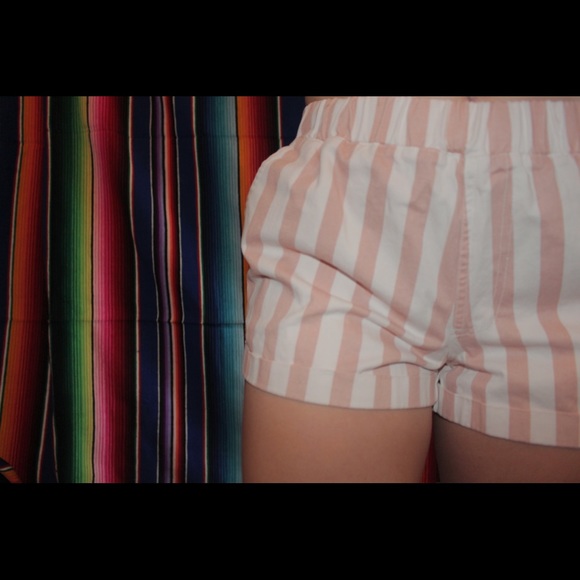Forever 21 Shorts - Picture 4 of 4